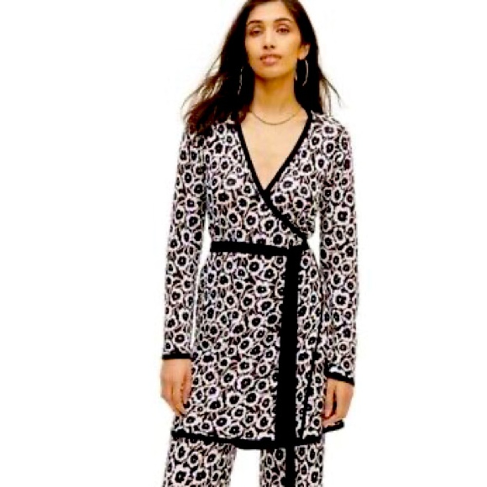 Diane Von Furstenberg X Target Neutral Poppy Wrap Sweater Top XS